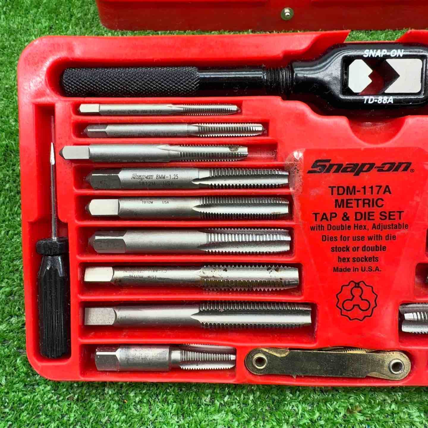 タップ＆ダイスセット Snap-on