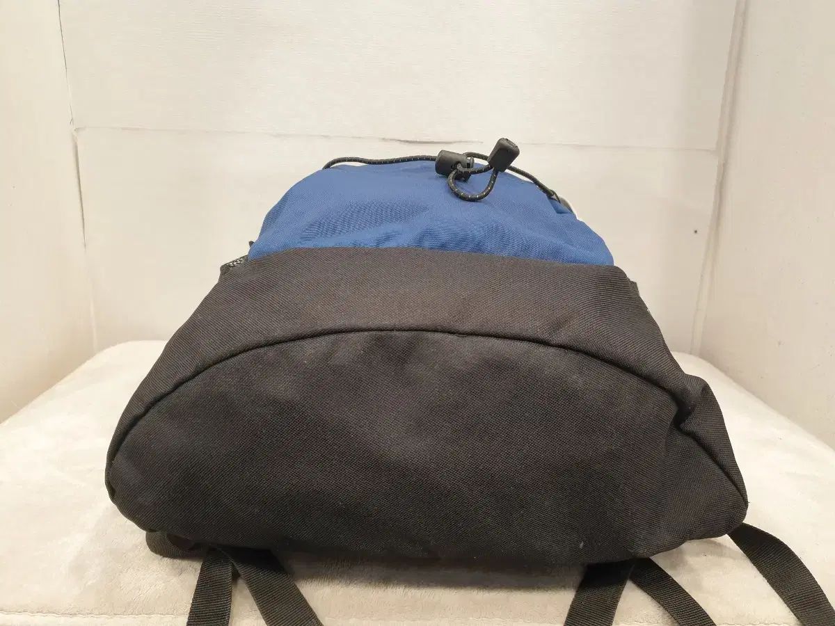 30 L
