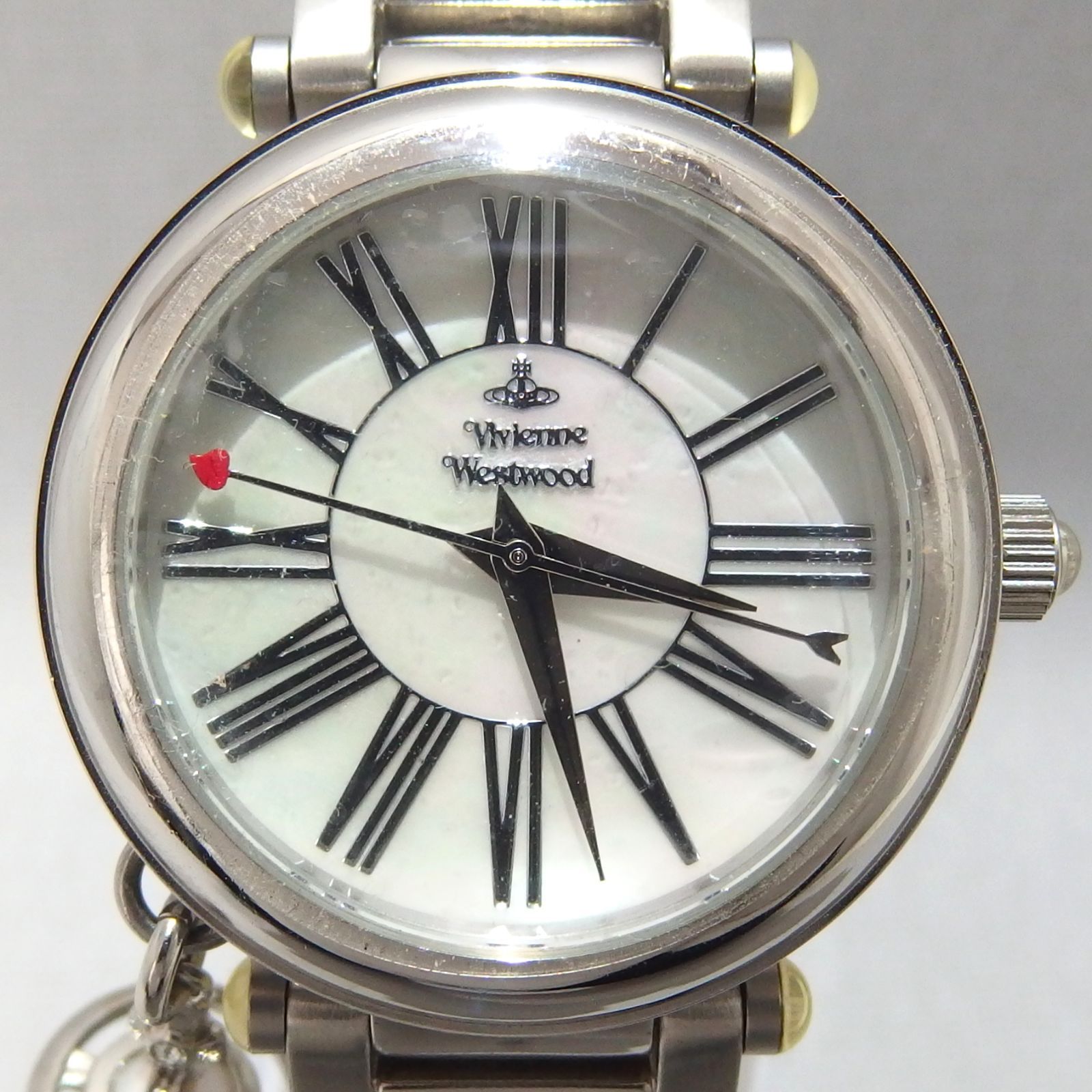 ☆Vivienne Westwood オーブ ホワイトシェル文字盤 クォーツ 腕時計