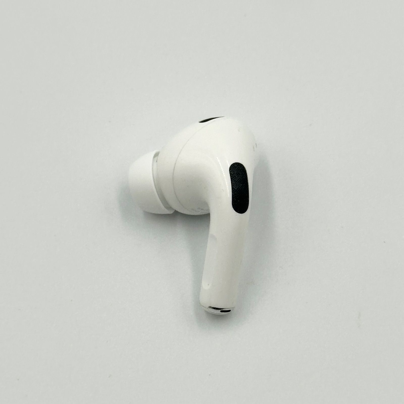 Apple AirPods Pro 第二世代　左耳（新品未使用）　A2699 楽天市場】AirPods Pro 第2世代 (Lightning) 新品未使用【片耳 左耳 右