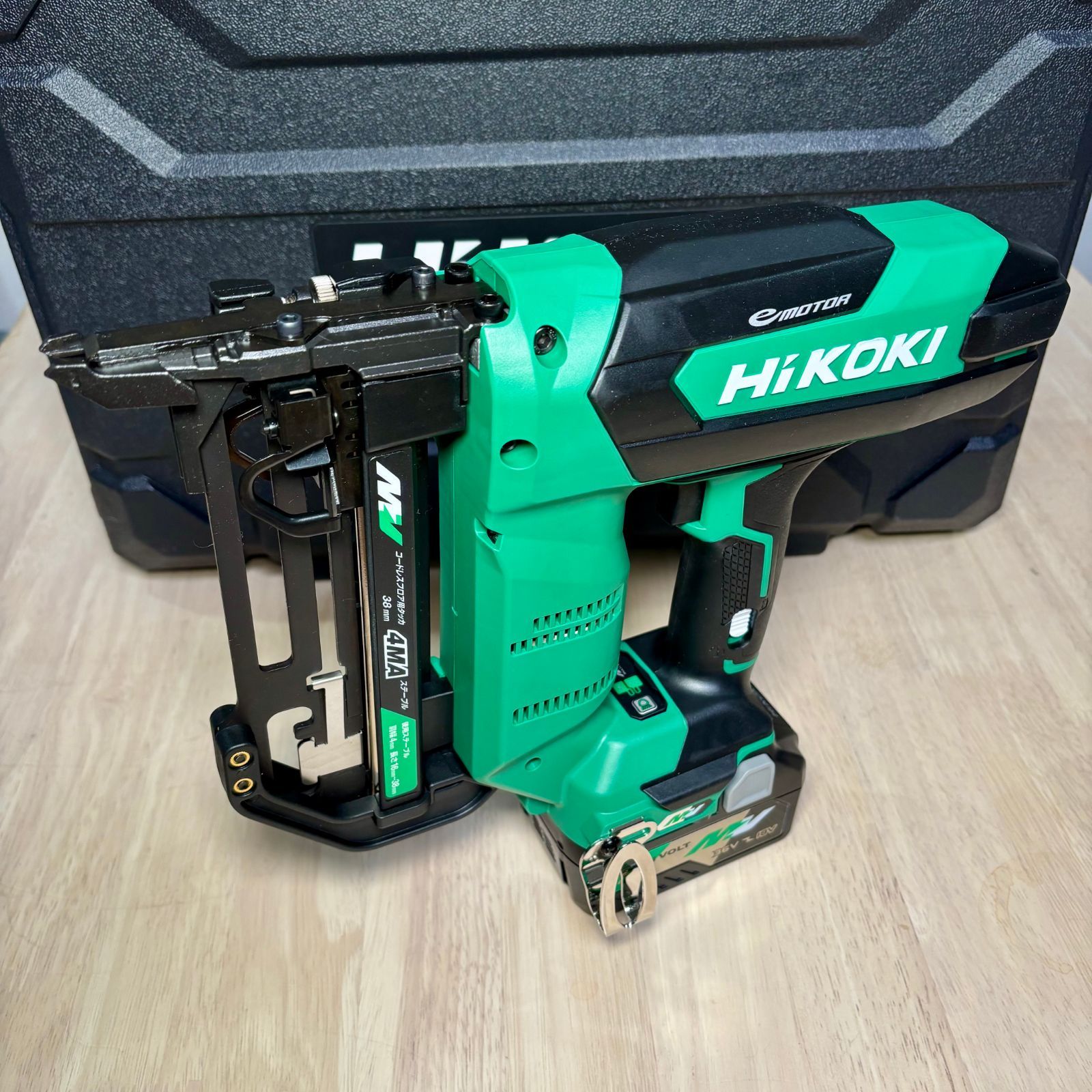  ♥ ハイコーキ HiKOKI N 3604 DM コードレスフロア用タッカ エアータッカー エアーツール