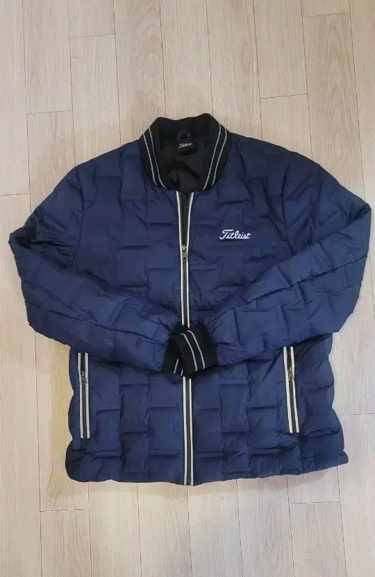 Titleist(タイトリスト) ネイビー ゴルフ ダウン アウター 105 - メルカリ