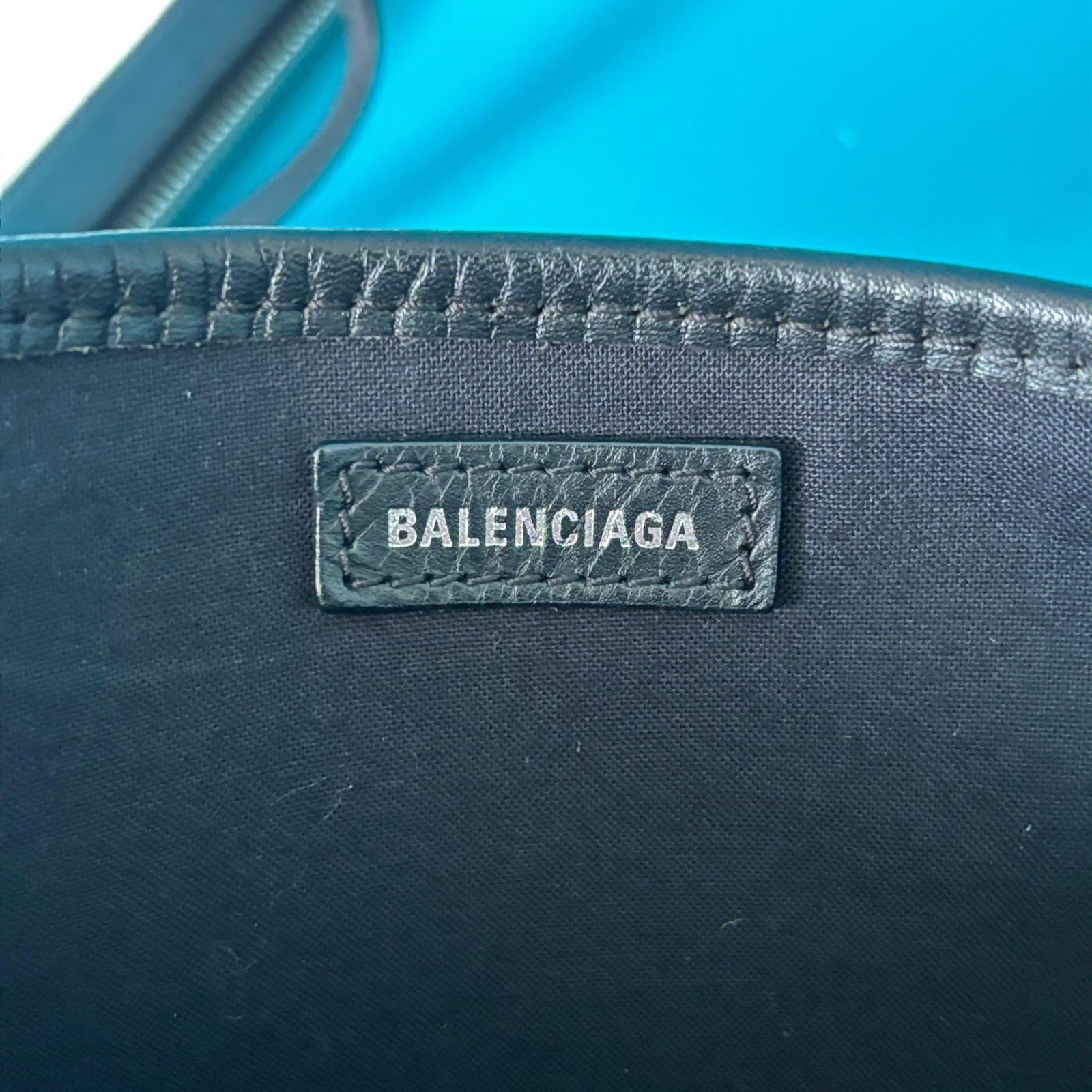 mamamakoko⭐︎バレンシアガネイビーカバスS ポーチ付 美品・ポーチ付き】バレンシアガ ネイビーカバS トートバッグ