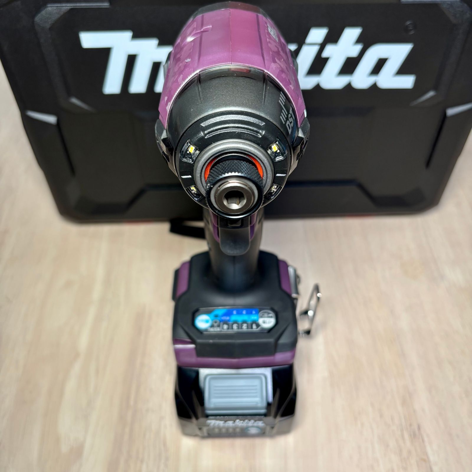 Makita 充電式インパクトドライバ