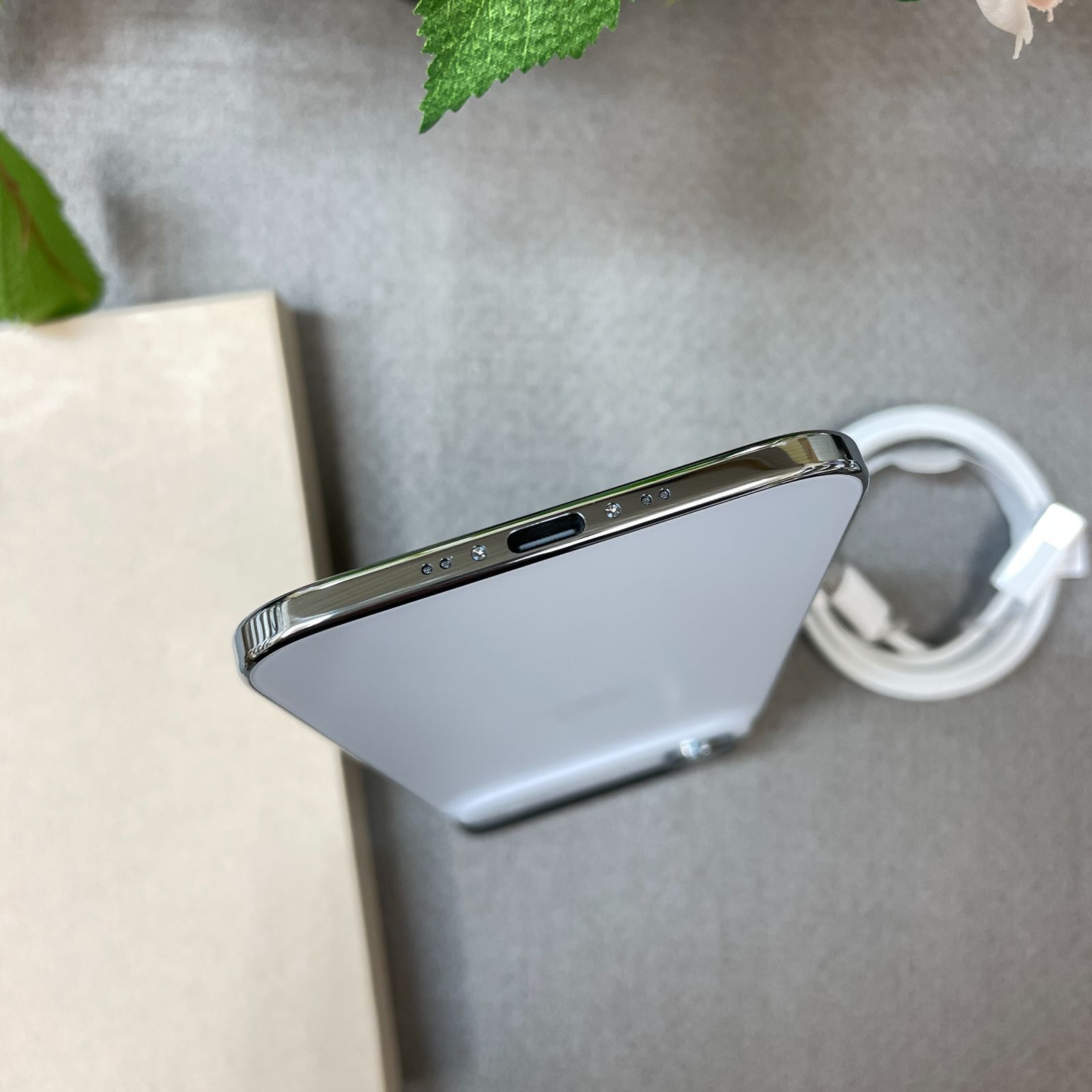 新品同様 iPhone Air 256GB スカイブルー国内版 SIMフリー送料無料