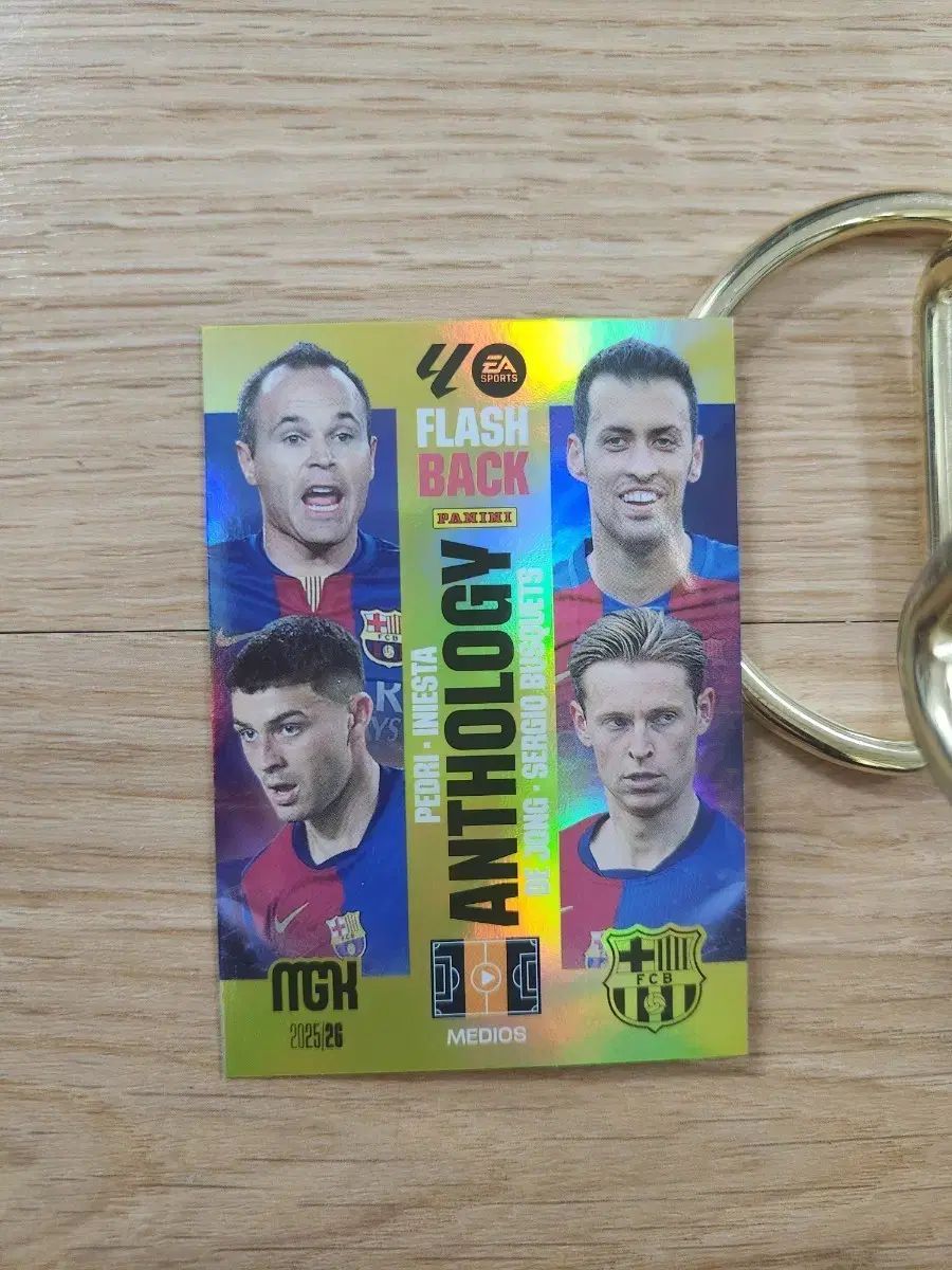 25-26 Panini Mega Crack バルセロナ イニエスタ ペドリ ブスケツ