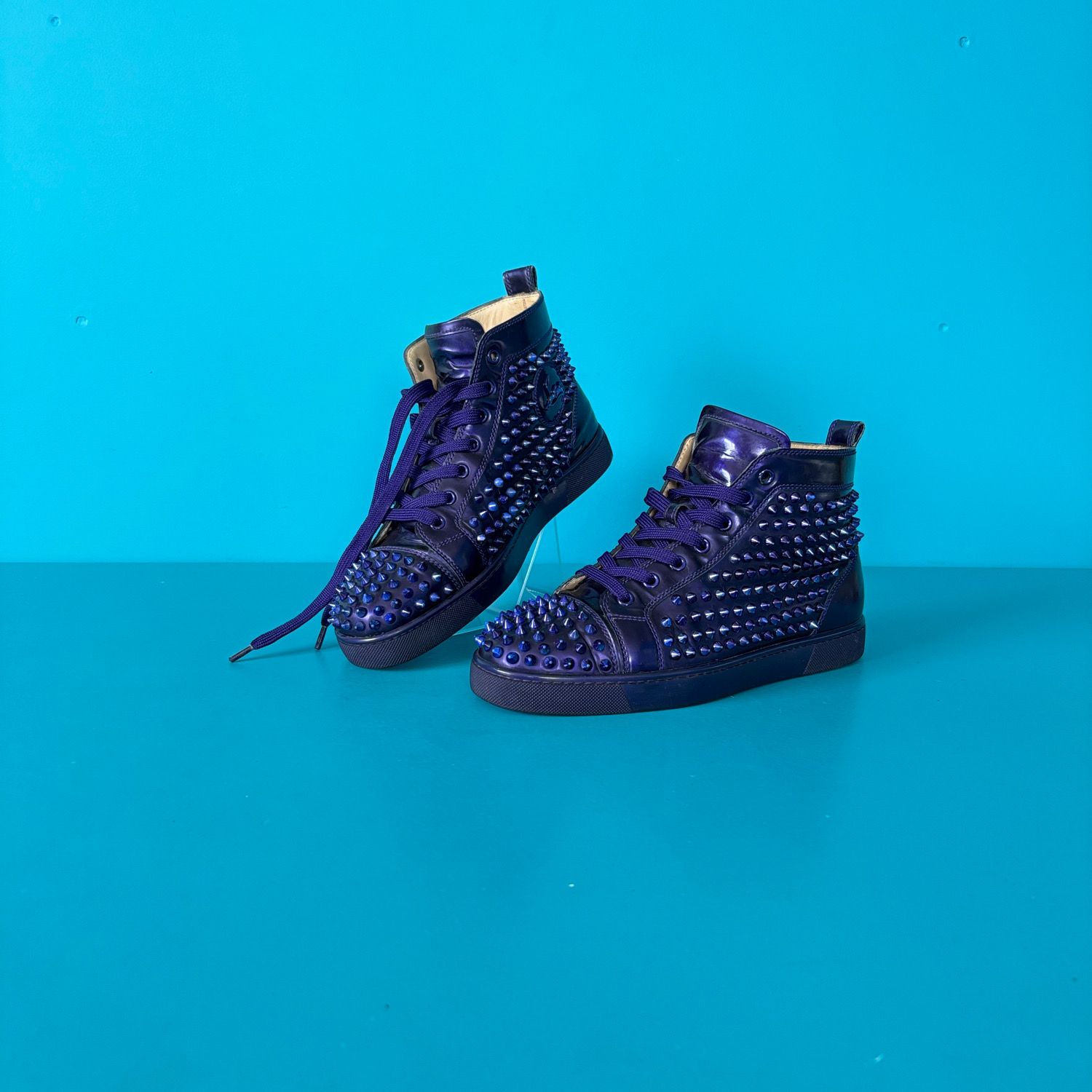 ルブタン ハイカットスニーカー 39.5 メタリックパープル スタッズ