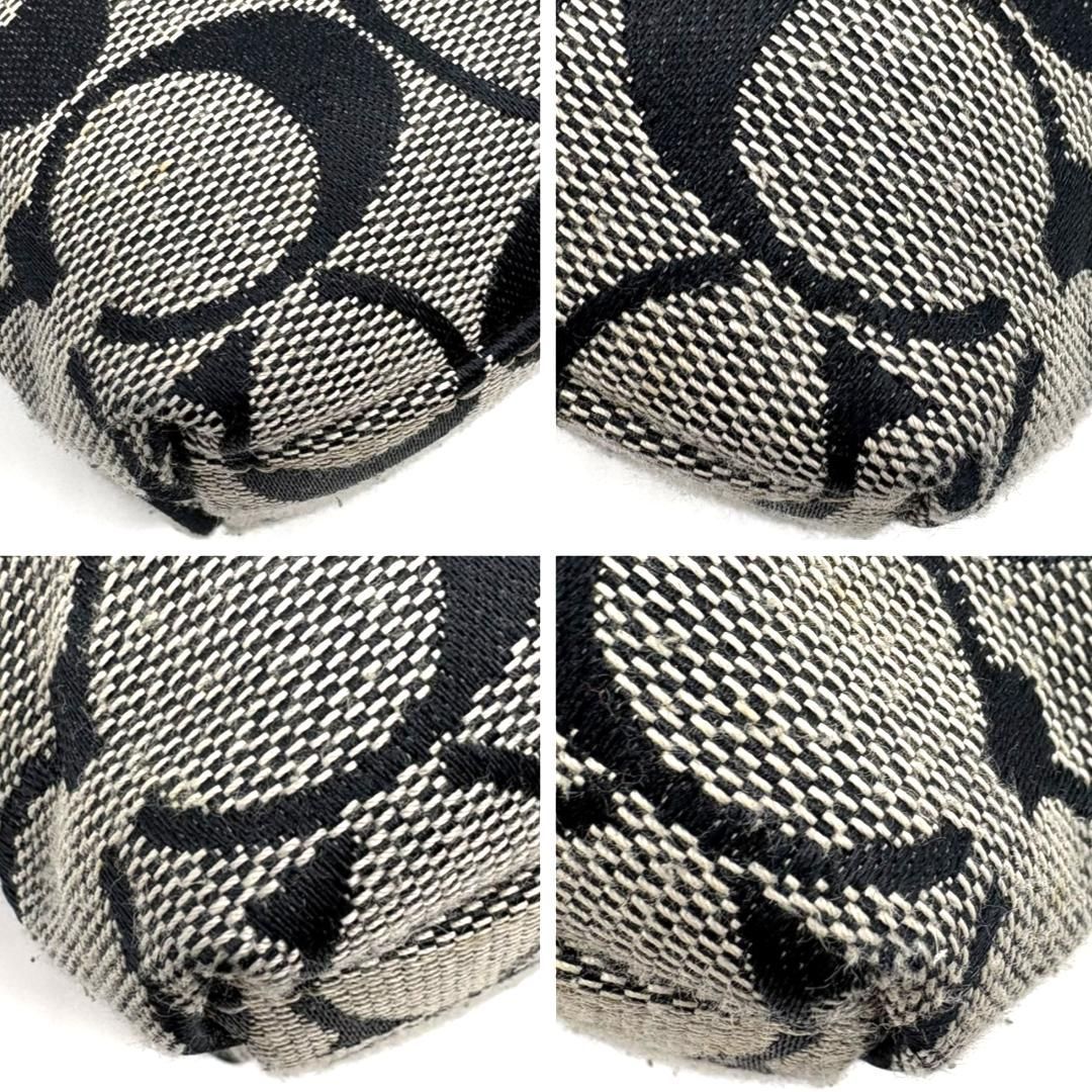 美品✨️コーチ アクセサリーポーチ キャンバス ブラック シグネチャー 8K01 極美品 コーチ アクセサリーポーチ キャンバス ブラック シグネチャー