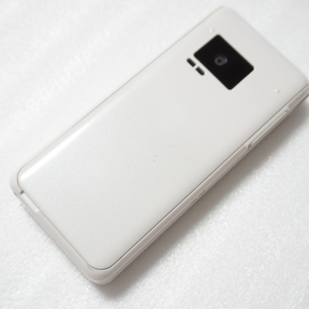 docomo P-smartケータイ P-01J ホワイト 【SIMロック解除済】 【送料