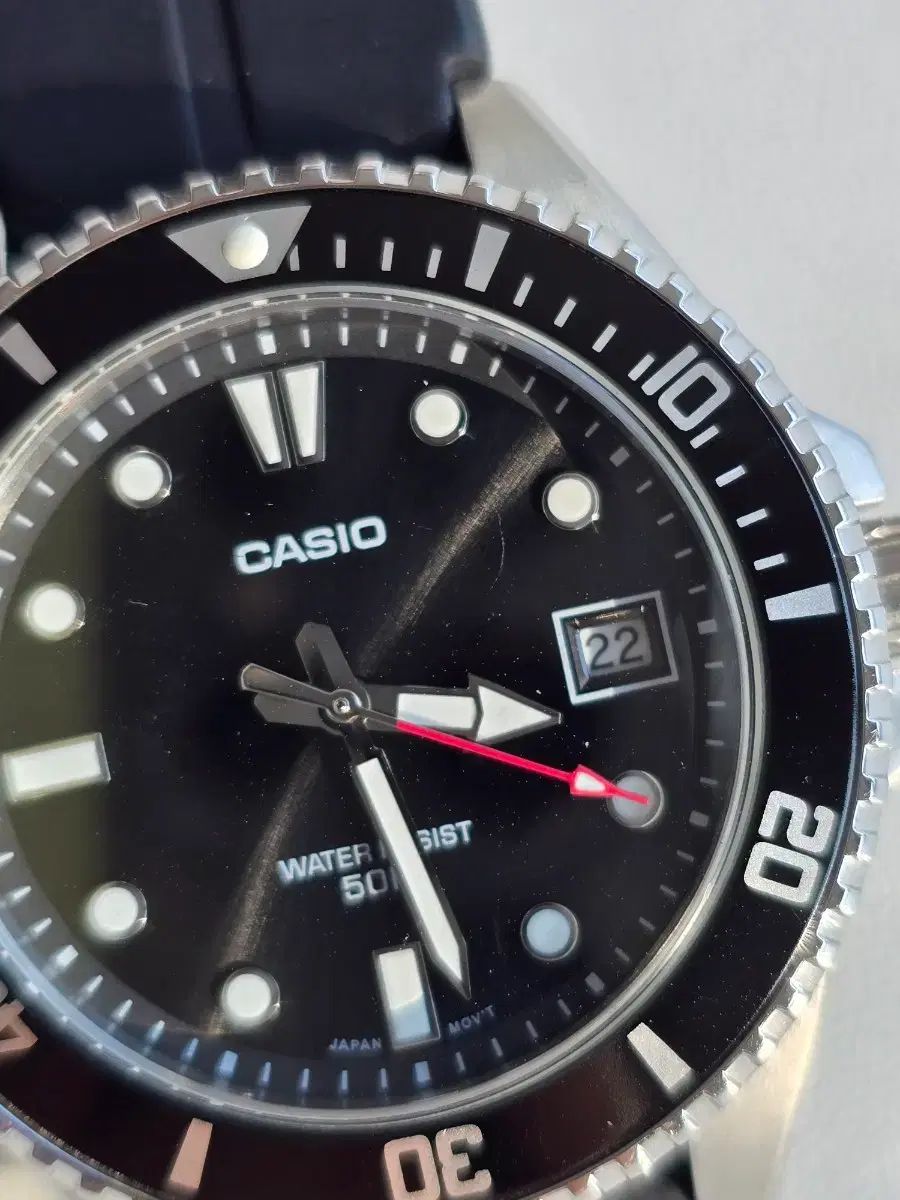  カシオ 흑새치 ミニ MDV 10D 体型カバー 自動巻き時計 腕時計(アナログ)