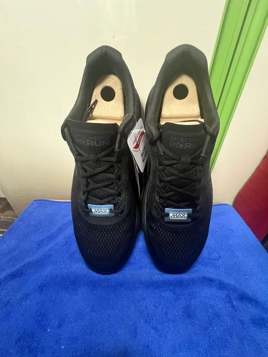 2.0 ランニングシューズ