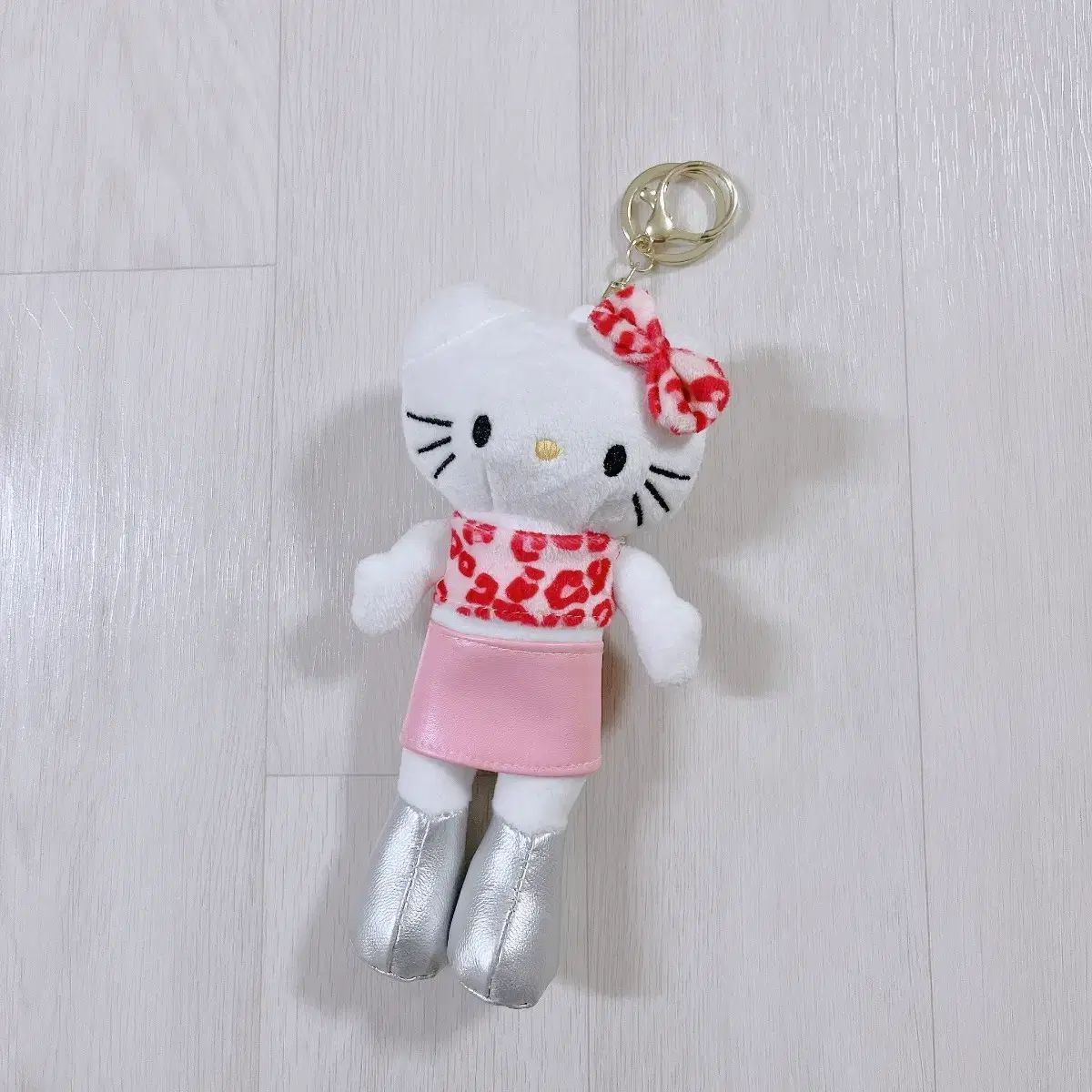 ロング脚 hello kitty(ハローキティ) レオパード ぬいぐるみ