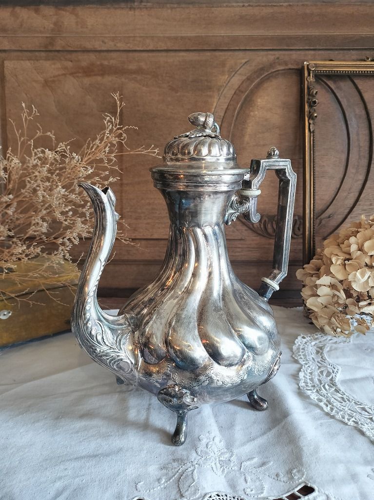 フランス アンティーク 装飾 銀メッキ　トレー 2点セット1900年 フランス アンティーク 装飾付き 銀メッキ トレー 1900年 - メルカリ