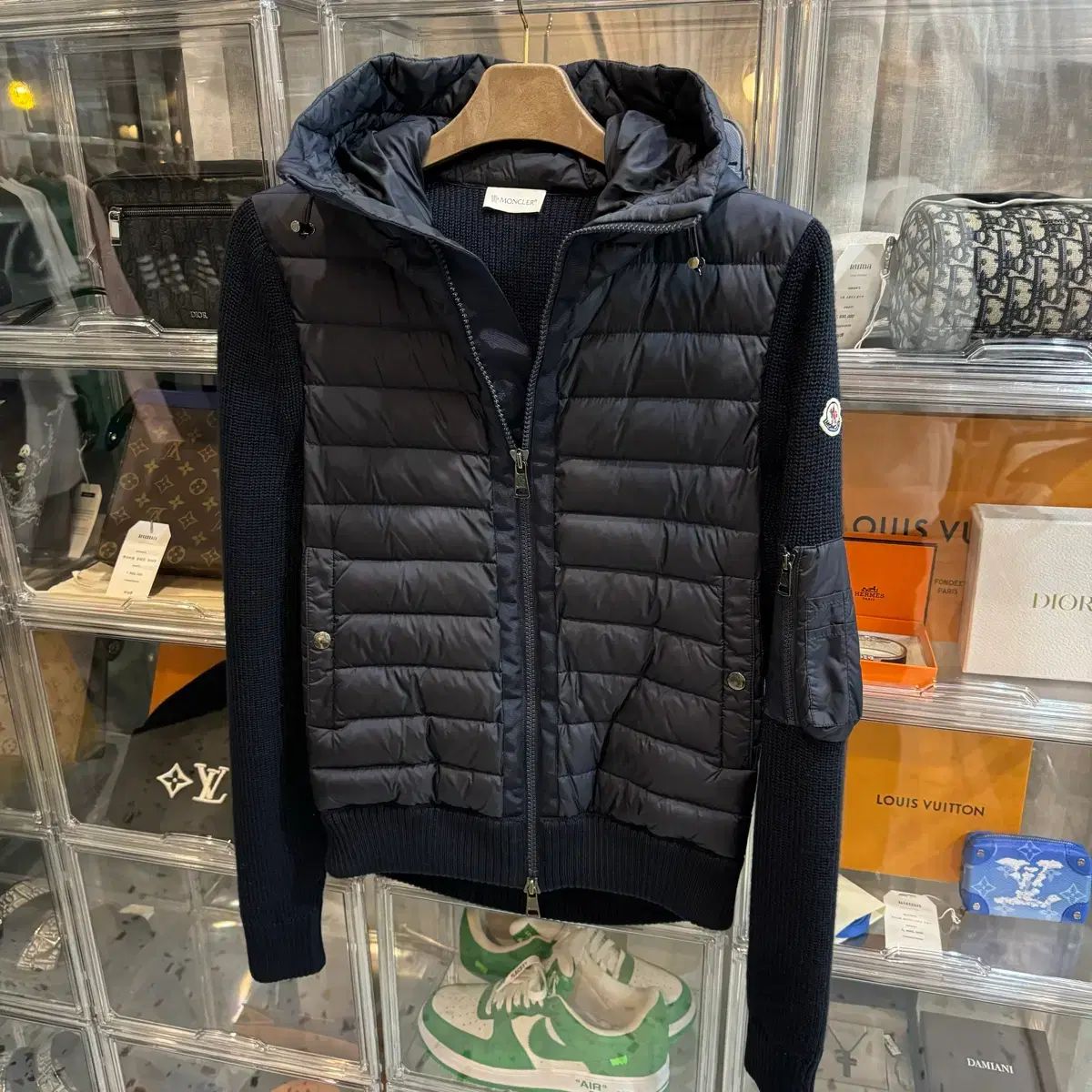 正規品/百貨店購入 MONCLER モンクレール フード ニット ダウン