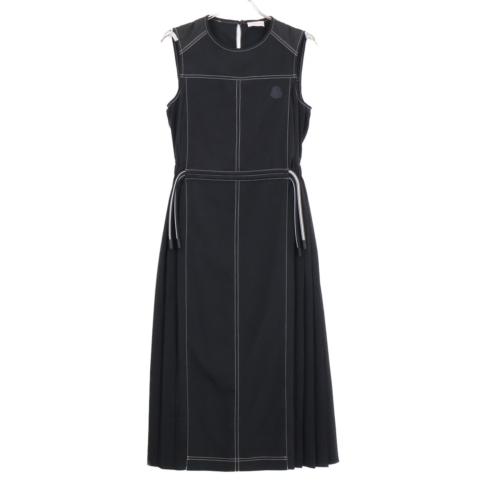 MONCLER モンクレール 23年製 ﾌﾞﾗｯｸ DRESS ﾉｰｽﾘｰﾌﾞ ﾜﾝﾋﾟｰｽ 38 - メルカリ