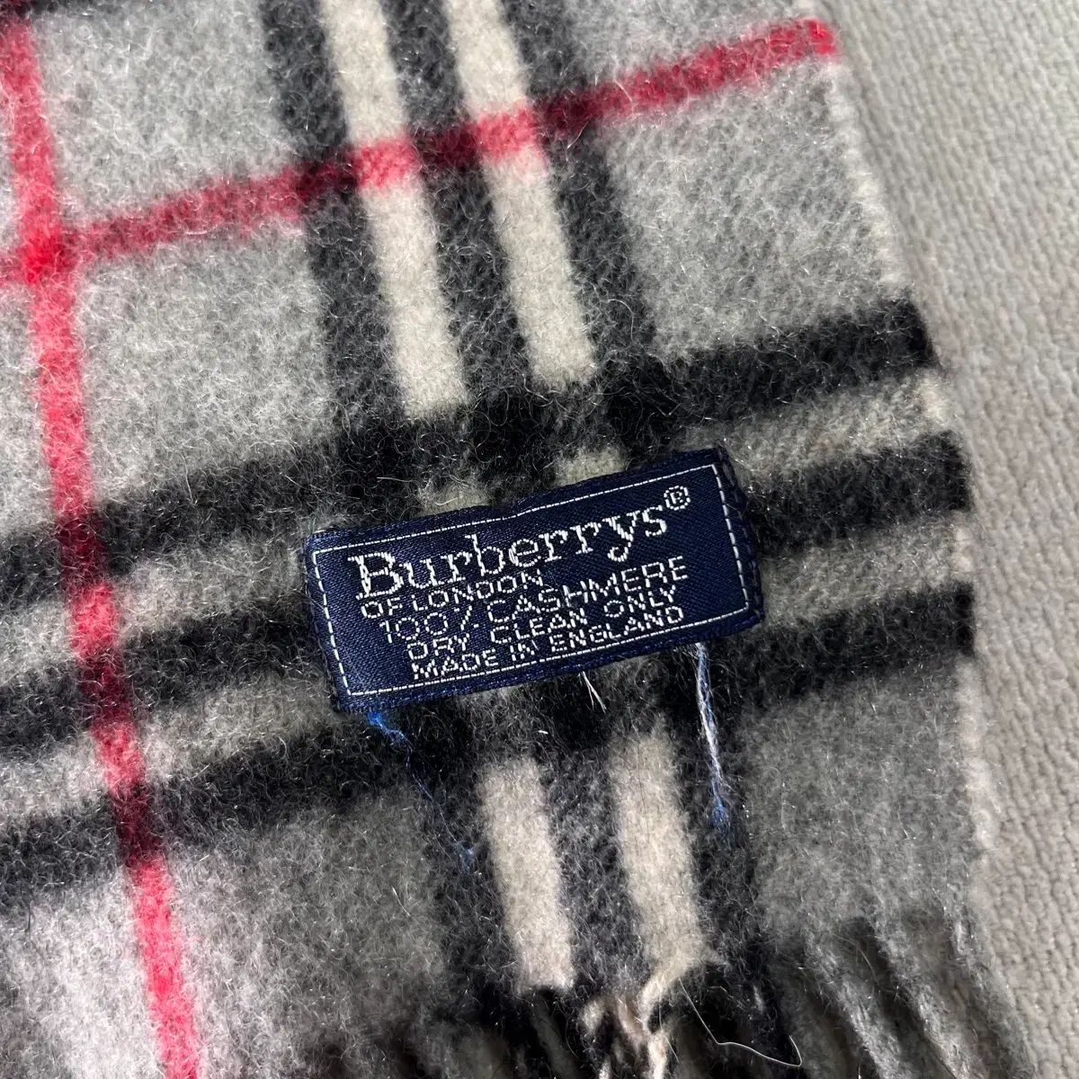 【美品】BURBERRY マフラー カシミア グレー ノヴァチェック BURBERRY マフラー カシミヤ100% グレー ノバチェック - メルカリ