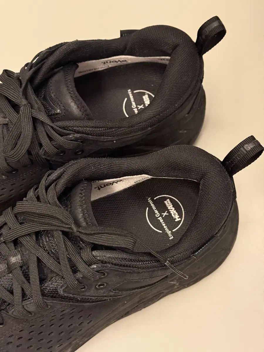  ホカ トー エンジニアードガーメンツ 登山靴 トレッキングシューズ アウトドアシューズ