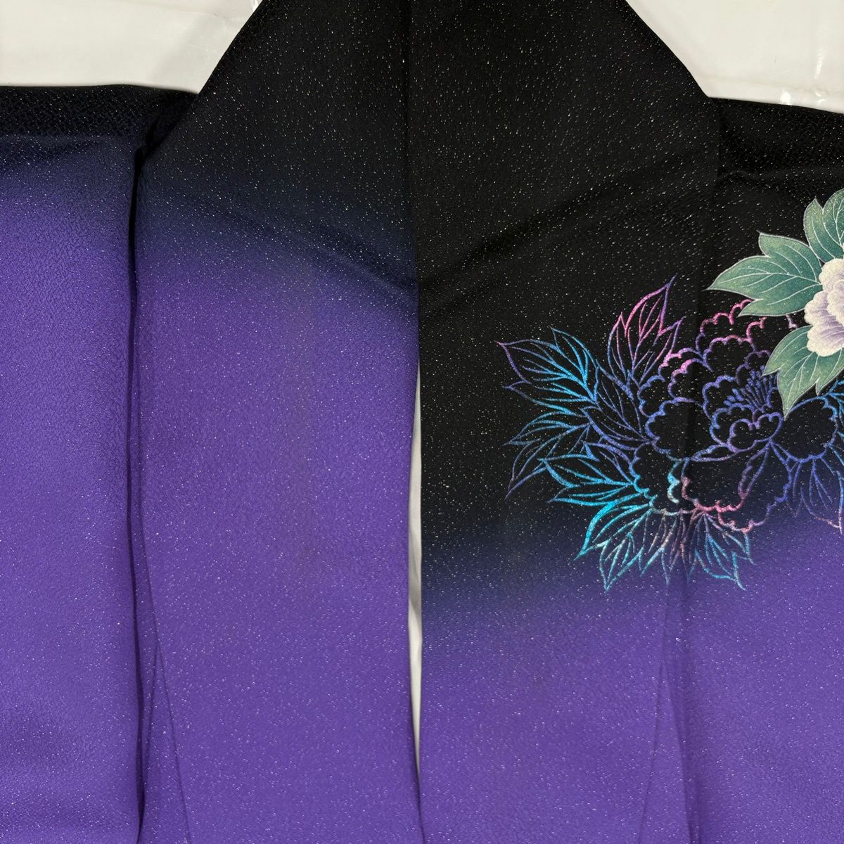 振袖 身丈165.5cm 裄丈69cm L 袷 牡丹 銀通し 金銀彩 紫 正絹 名品