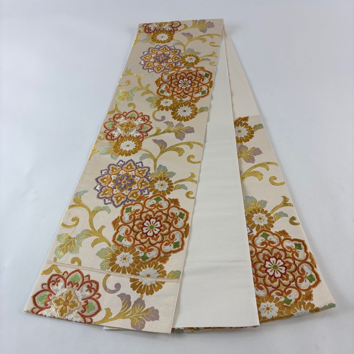 袋帯 名品 じゅらく 落款 華文 花唐草 金糸 唐織 ベージュ 六通 正絹