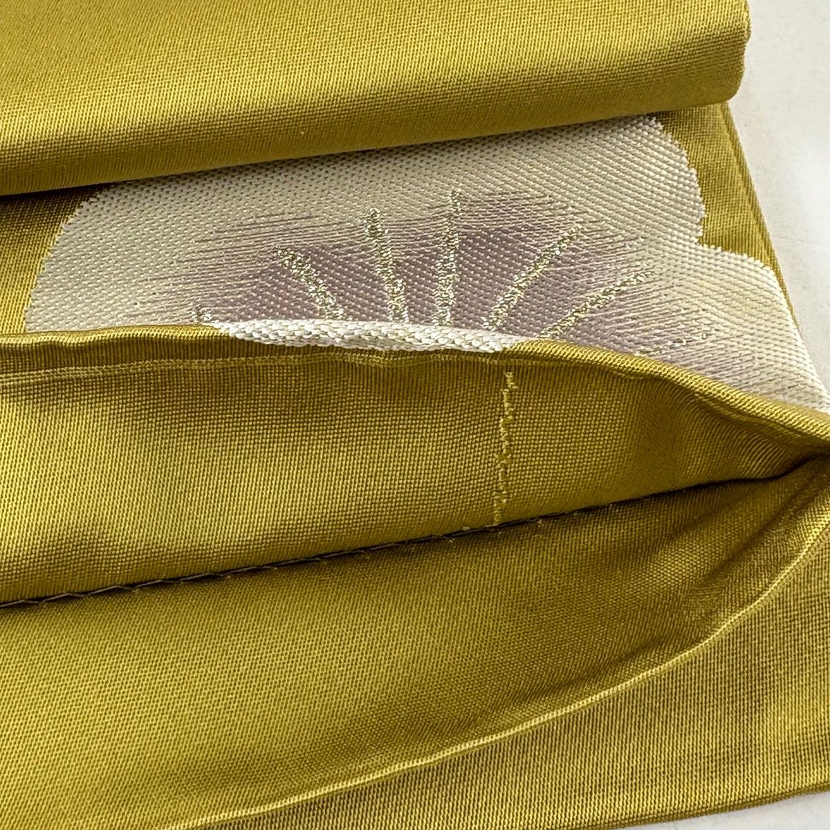 袋帯 名品 辻村ジュサブロー 落款 梅 金糸 鶯色 六通 正絹 【中古