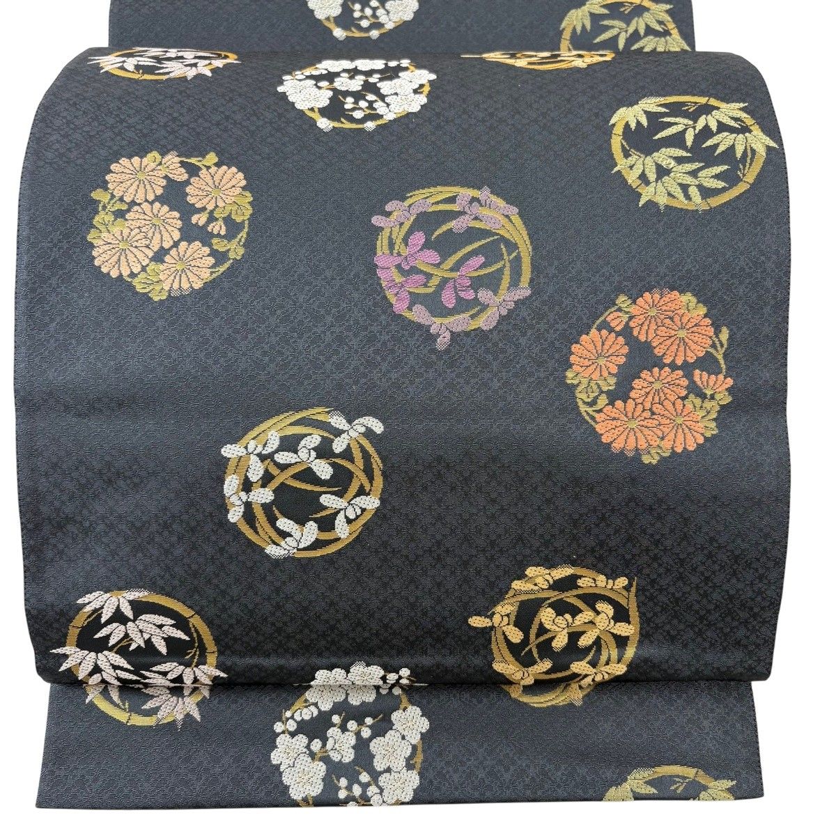 美品】 袋帯 名品 箔屋清兵衛 落款 西陣織 花丸文 菊 箔 黒灰 六通