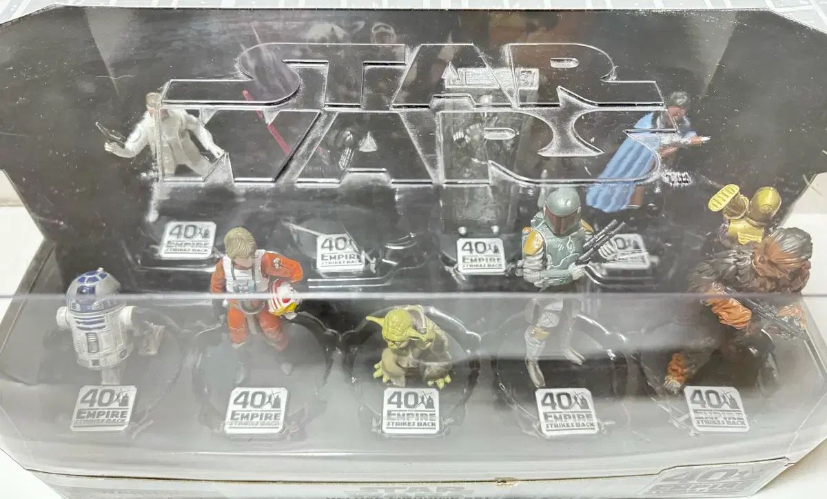スター・ウォーズ 40周年 デラックス フィギュア セット (未開封