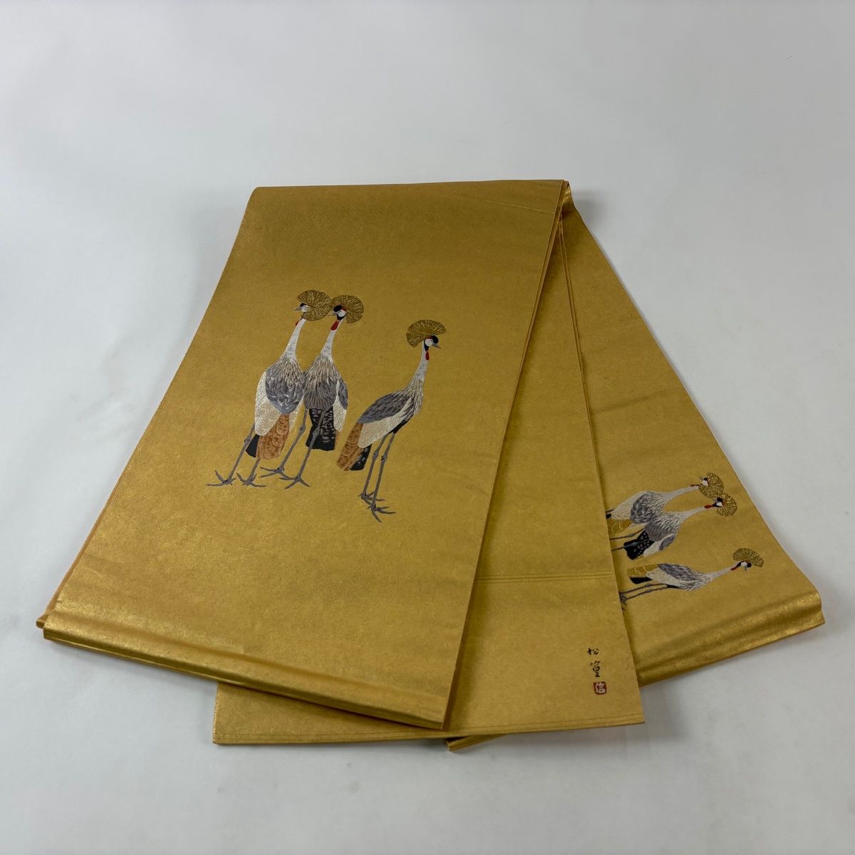 袋帯 美品 秀品 落款 上村松篁 関西仕立て 冠鶴 金糸 箔 金色 1222 袋帯 秀品 落款 関西仕立て 冠鶴 金糸 箔 金色 お太鼓柄 正絹 【中古