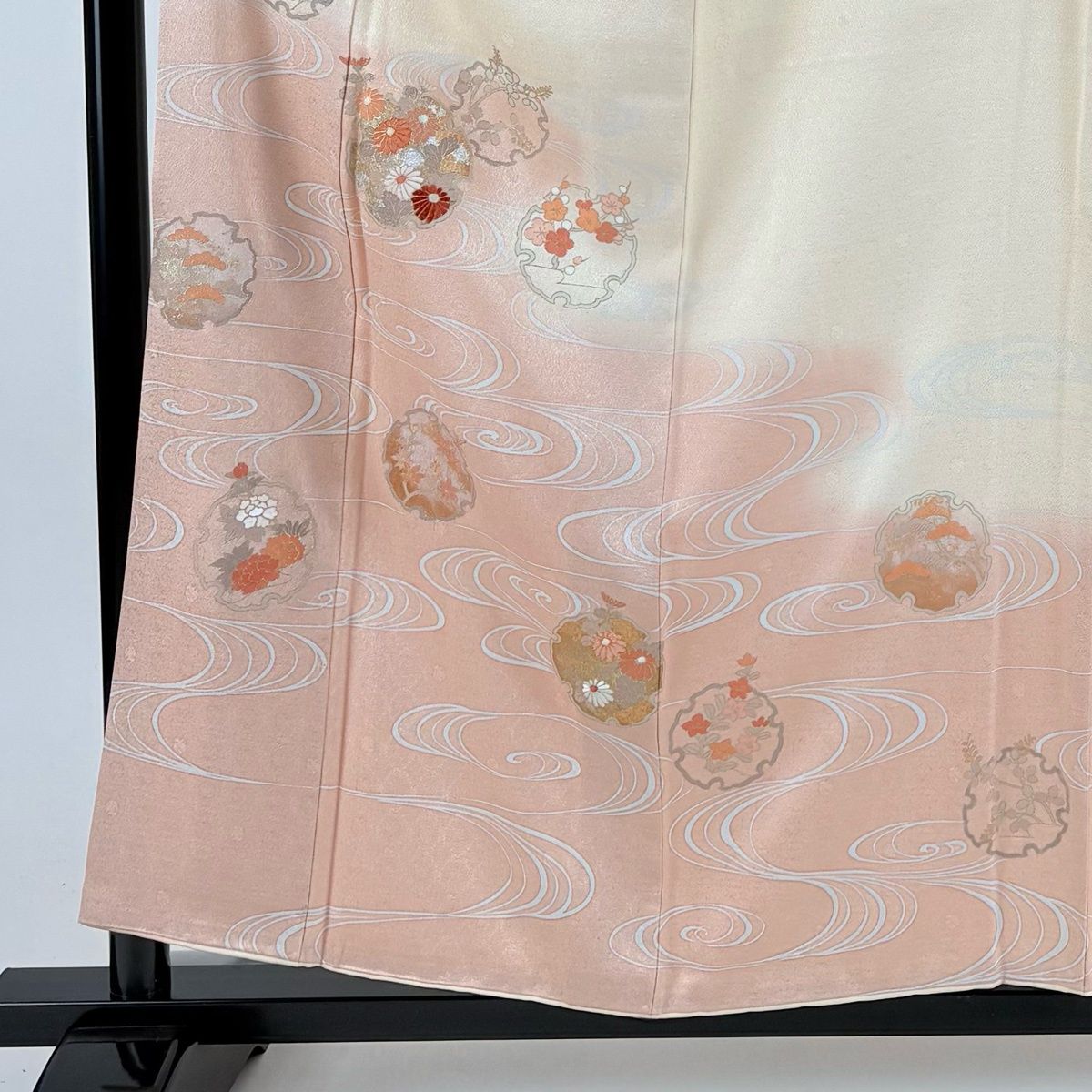 訪問着 身丈156.5cm 裄丈62cm S 袷 雪輪 草花 金糸 金銀彩 薄オレンジ