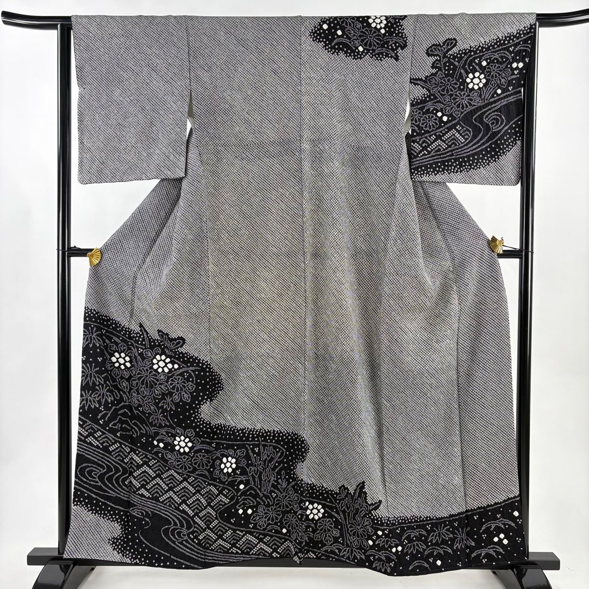 超美品　正絹　袷　現代　訪問着　着物　黒　トール　170裄66.5 流水模様 楽天市場】【中古】 振袖 着物 正絹 袷 金彩加工 刺繍 銀通し 黒 紫