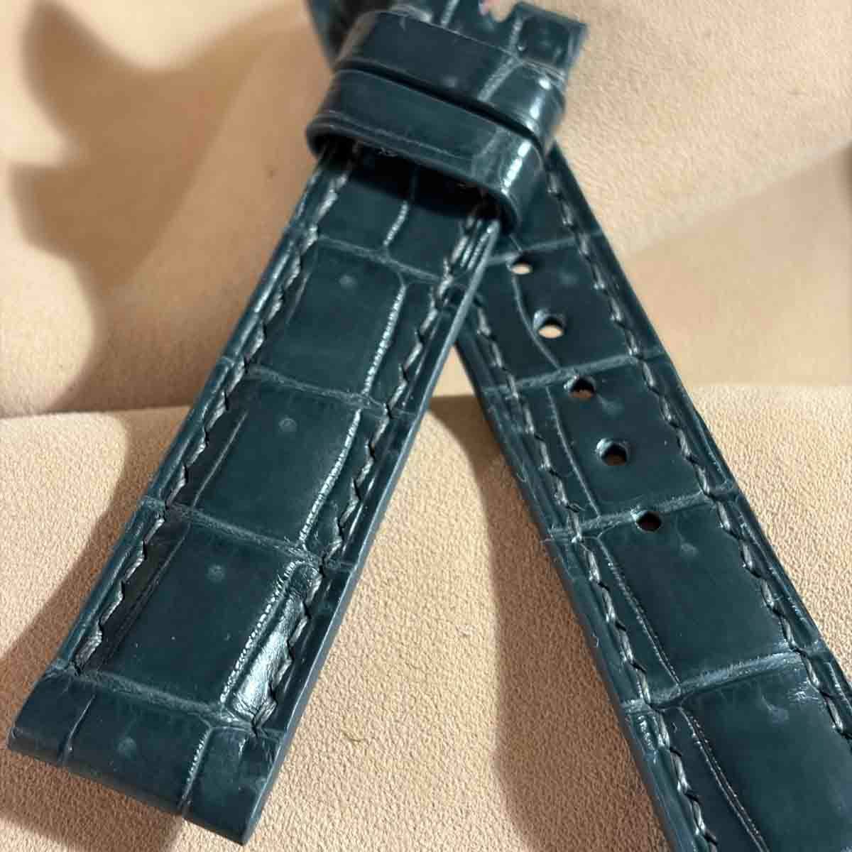 2026#19mm-16mmミッドナイトブルー★本物クロコダイルベルト★スイス製 2026#19mm-16mmミッドナイトブルー☆本物クロコダイルベルト☆スイス製