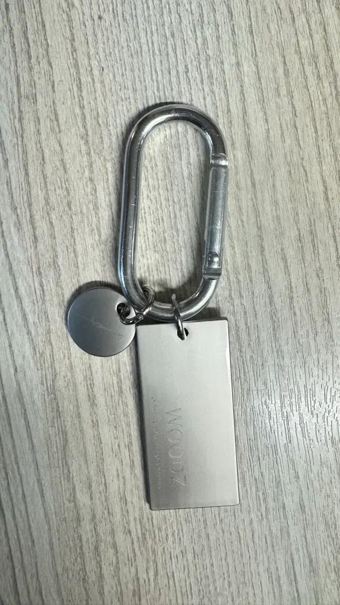 チョ・スンヨン(WOODZ) メタルキーホルダー (ハン) - メルカリ