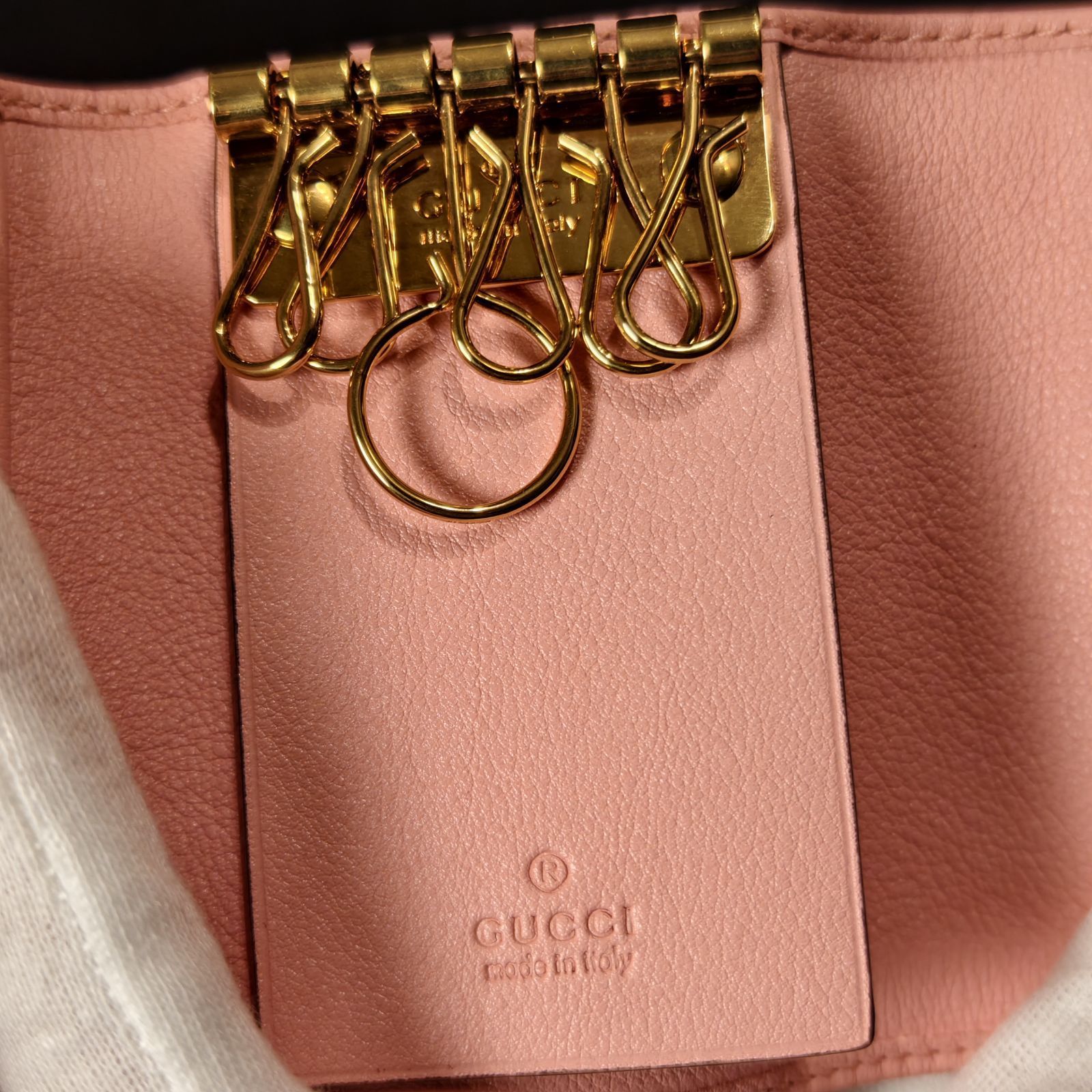 ⭐︎★最終値下げ★⭐︎【未使用】gucci キーケース GUCCI - ✨グッチ キーケース （シリアルナンバーあり）の通販 by