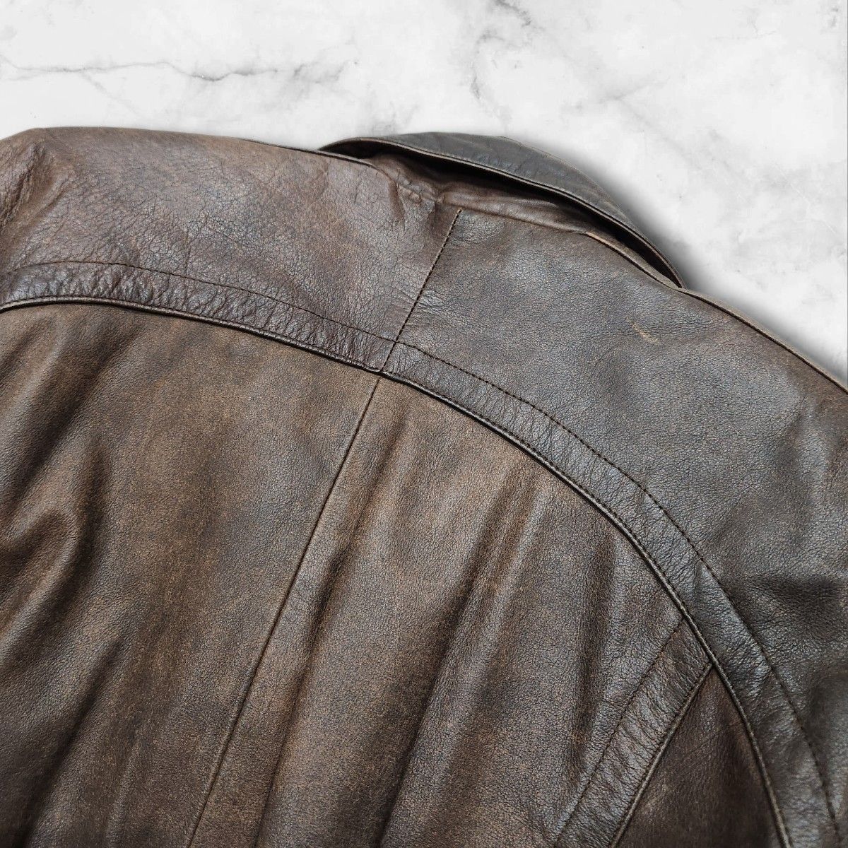 90s vintaga フライトジャケット A-2 羊革 短丈 y2k 希少✨90s vintaga フライトジャケット A-2 羊革 短丈 ブラウン - メルカリ