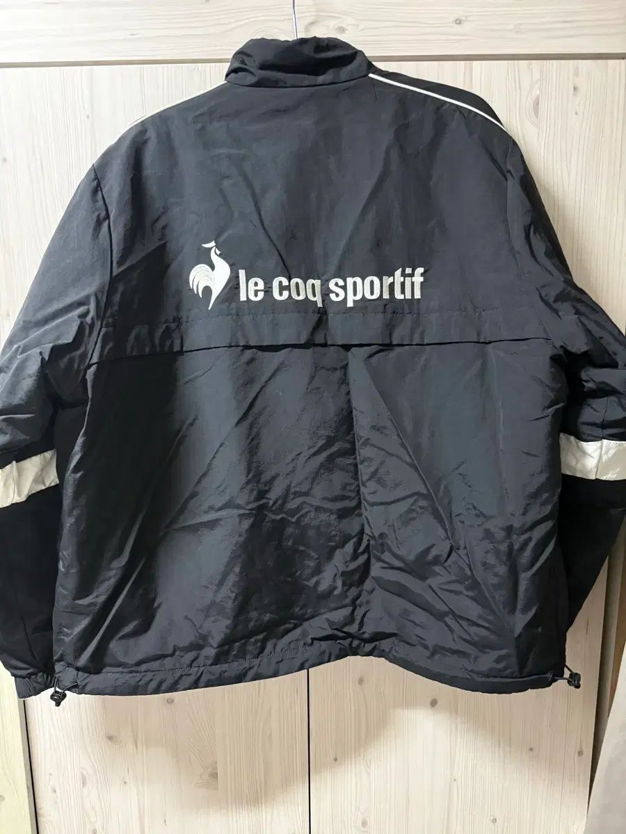 ルコックスポルティフ ブラック ウィンドブレーカー アウター - メルカリ