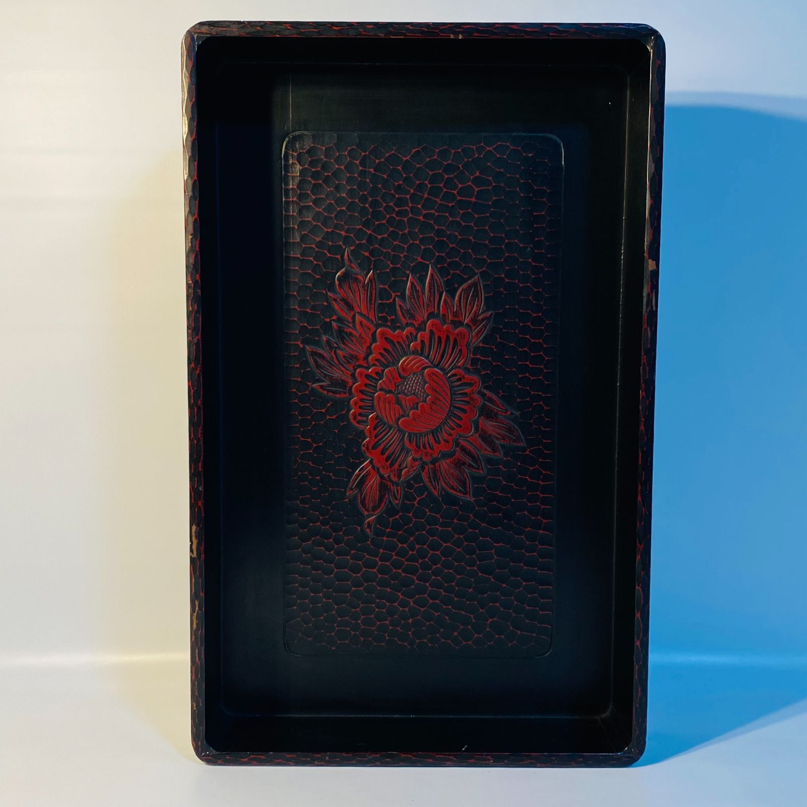 鎌倉彫 衣装盆 乱れ箱 W約57.5cm D36cm H約7.5cm 衣装箱 木製 工芸品