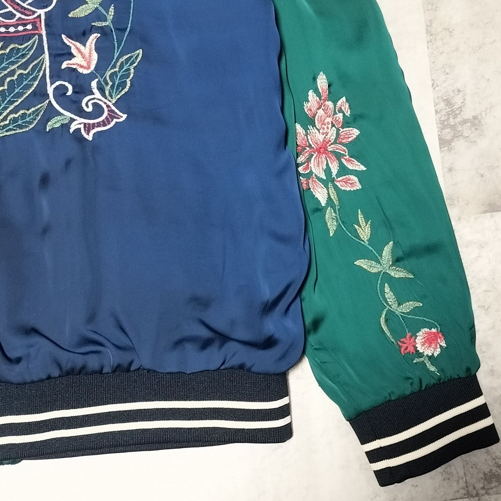 ZARA ザラ 沖縄 刺繍 花柄 リバーシブル スカジャン Мサイズ ネイビー 