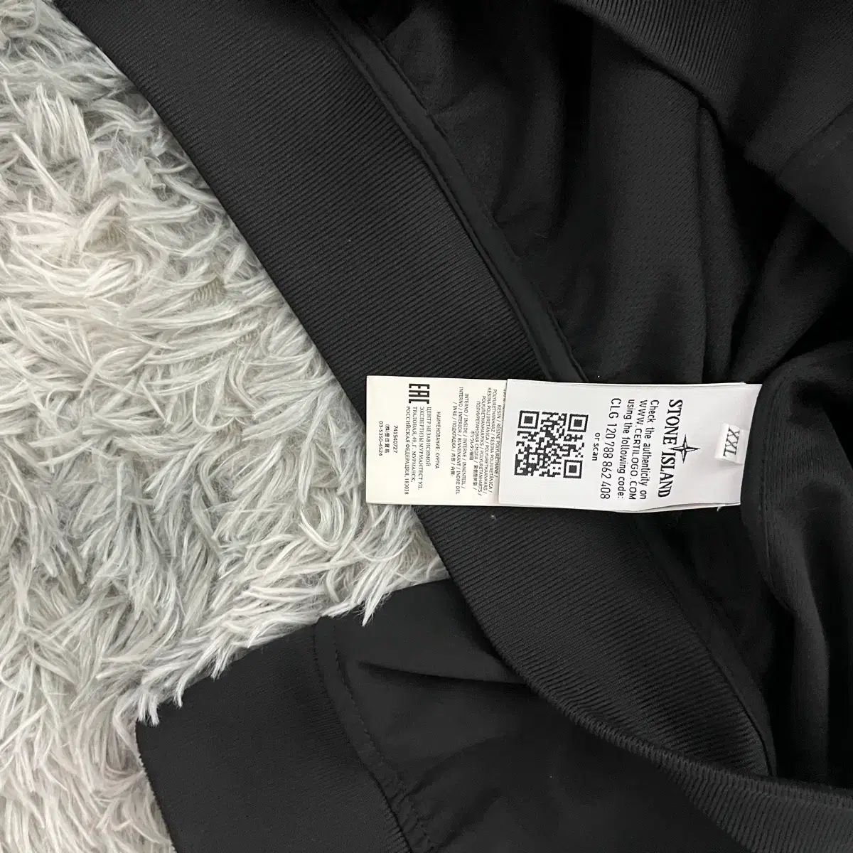 美品 STONE  ソフトシェル ジャケット ブラック XXLサイズ STONE ISLAND (ストーンアイランド) ソフトシェル フード フルジップ