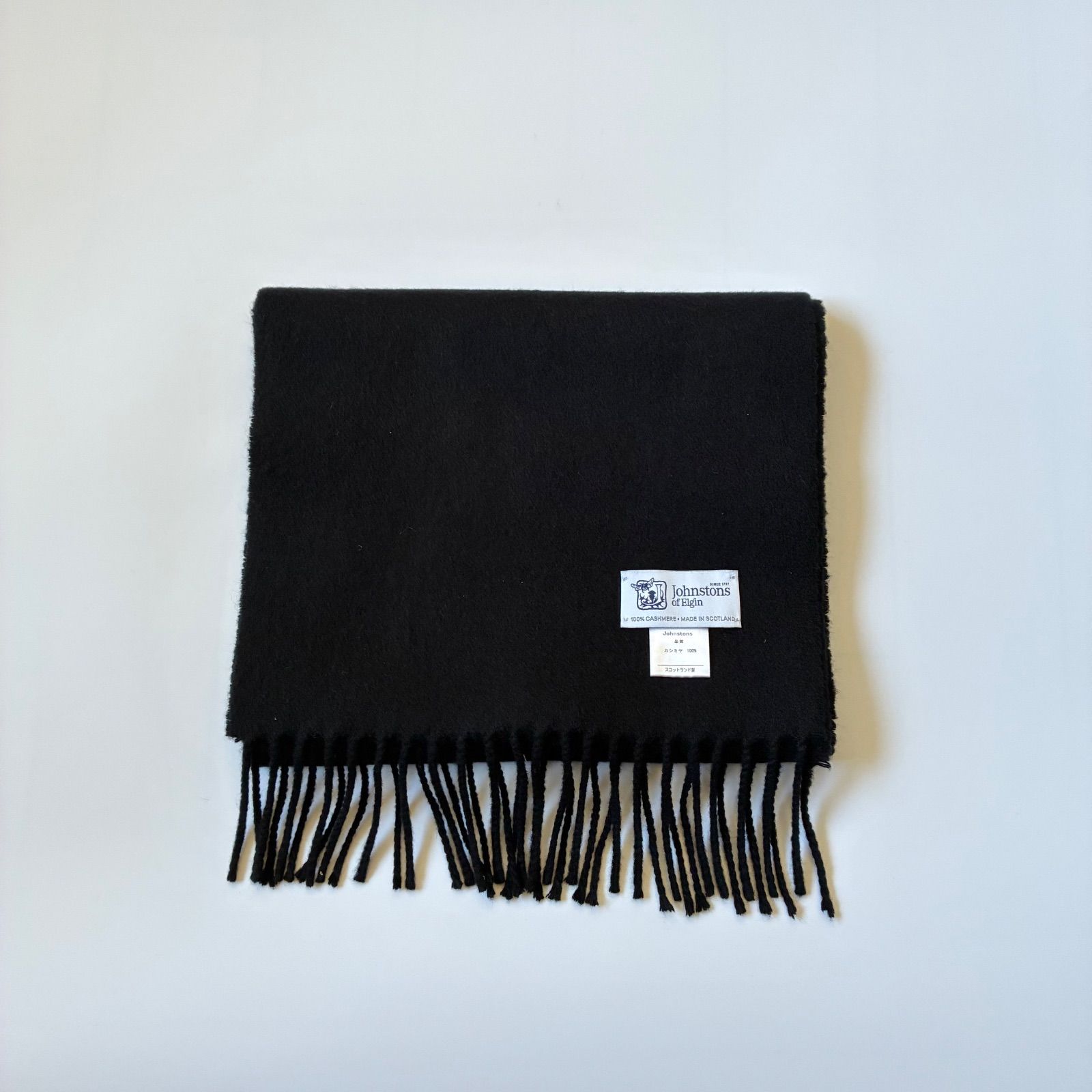 Johnstons of Elgin / カシミヤ100% ソリッドマフラー - メルカリ