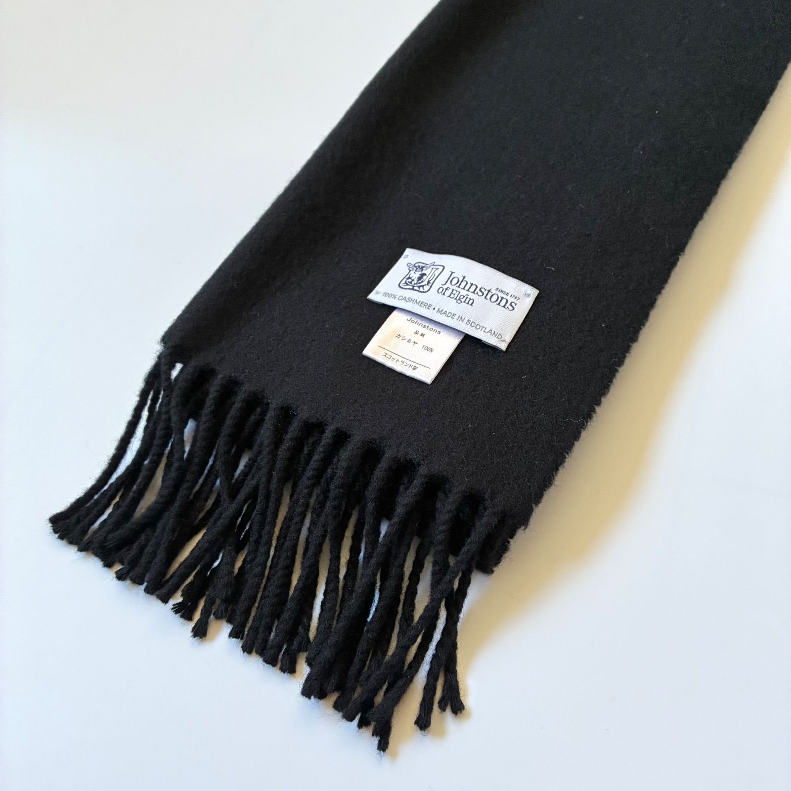 Johnstons of Elgin / カシミヤ100% ソリッドマフラー - メルカリ