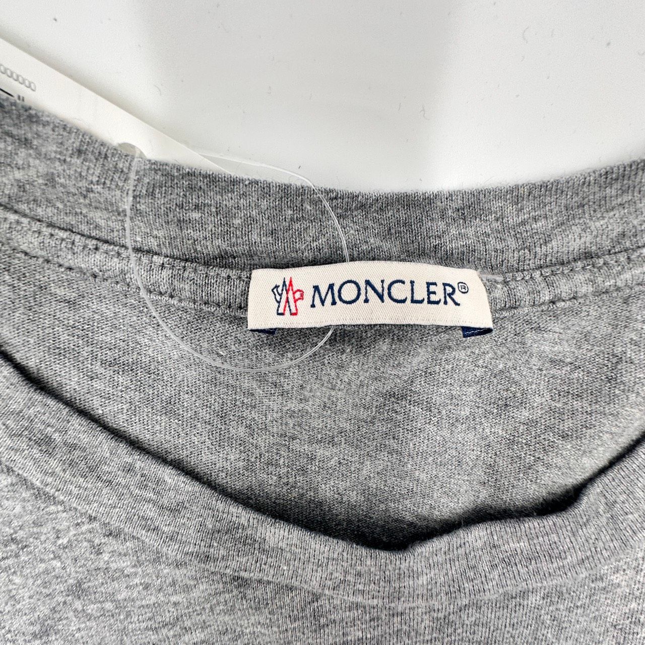 MONCLER（モンクレール） ロゴプリント 半袖Tシャツ グレー コットン
