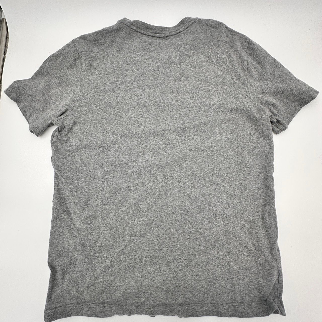 MONCLER（モンクレール） ロゴプリント 半袖Tシャツ グレー コットン