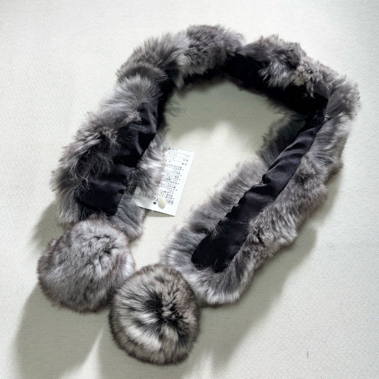 未使用【FUR COLLECTION/ナチュラル チンチラマフラー】ボンボン 新品 傷あり】チンチラファーマフラー ボンボン付き ナチュラル リアル