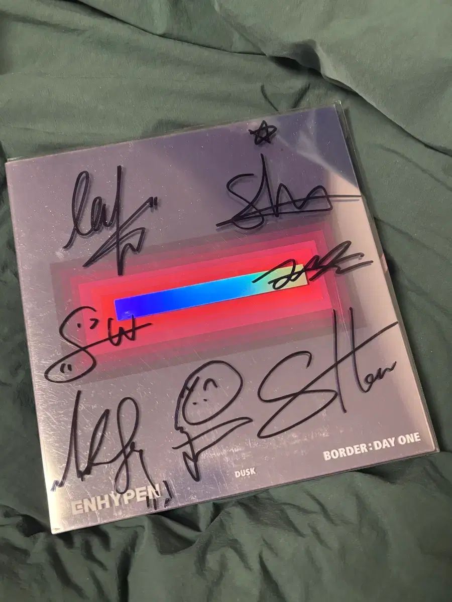 ENHYPEN（エンハイプン・エナプ）デビュー サイン入り アルバム Border