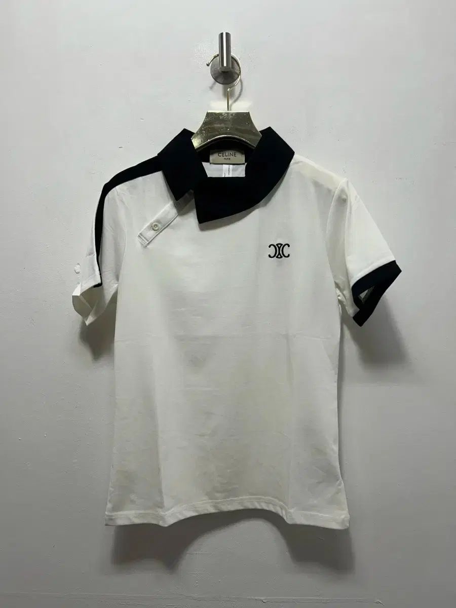CELINE ホワイト 半袖Tシャツ S Celine 半袖 ロゴTシャツ XS サイズ、ホワイト、白 楽天市場】セリーヌ