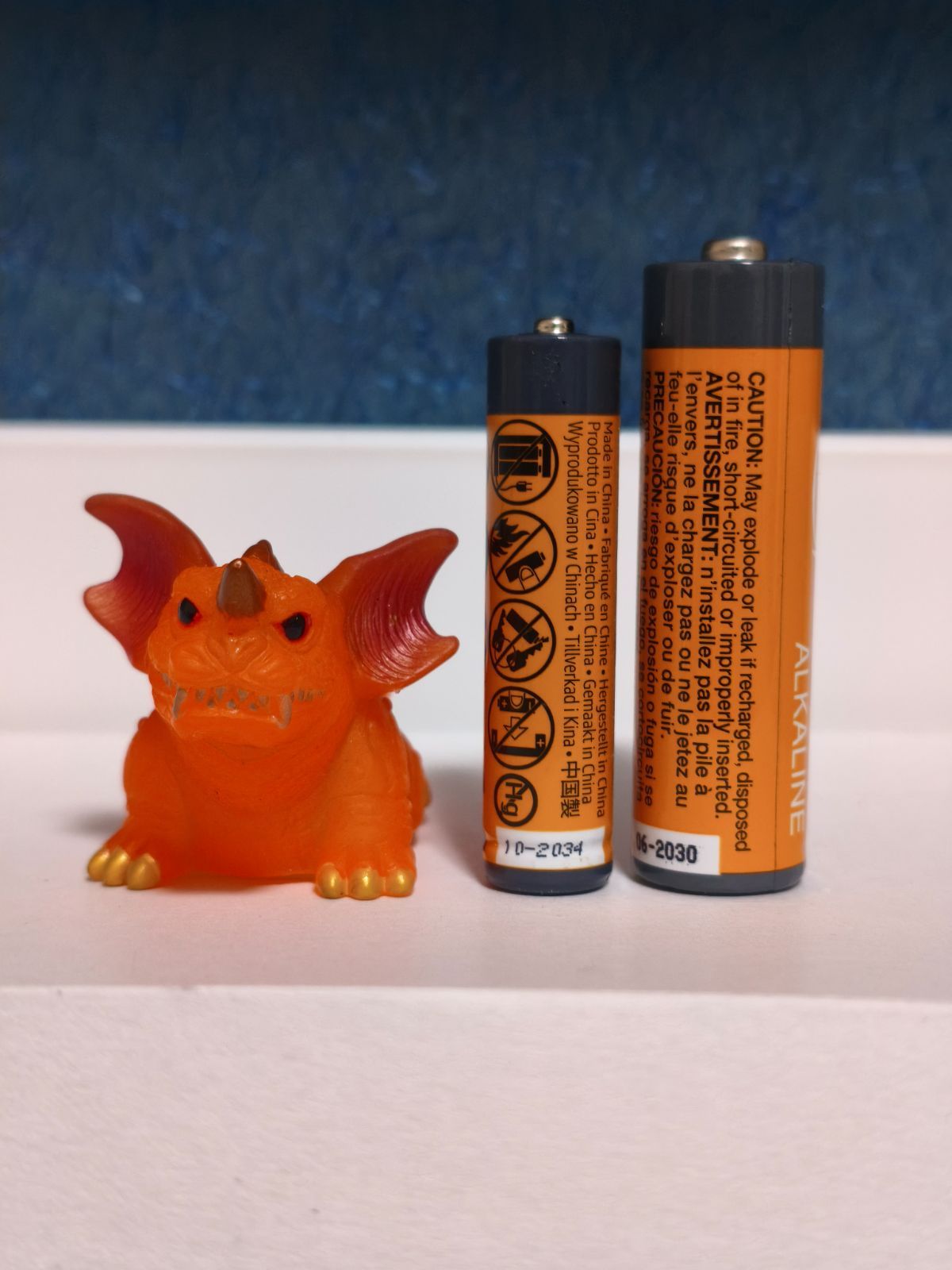 ゴジラ　バラゴン　指人形　ゲームボーイアドバンス　GBA クリア　フィギュア ゴジラ 指人形 ゲームボーイアドバンス GBA クリア フィギュア - メルカリ