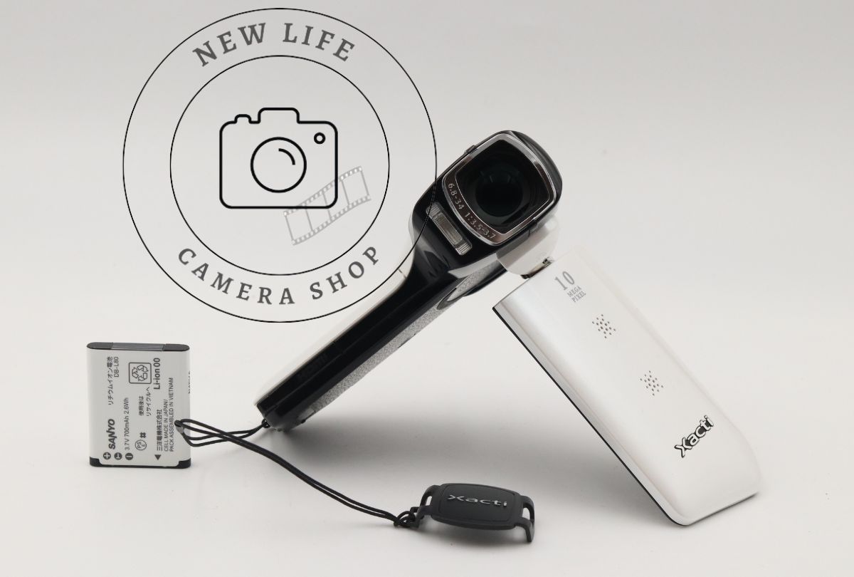 極上品☆SANYO サンヨー Xacti ザクティ DMX-CG11 ホワイト ###15989