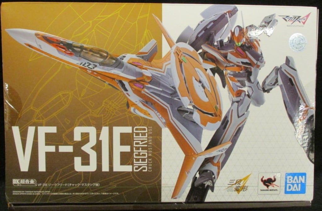 バンダイ DX超合金 VF-31E ジークフリード(チャック・マスタング機