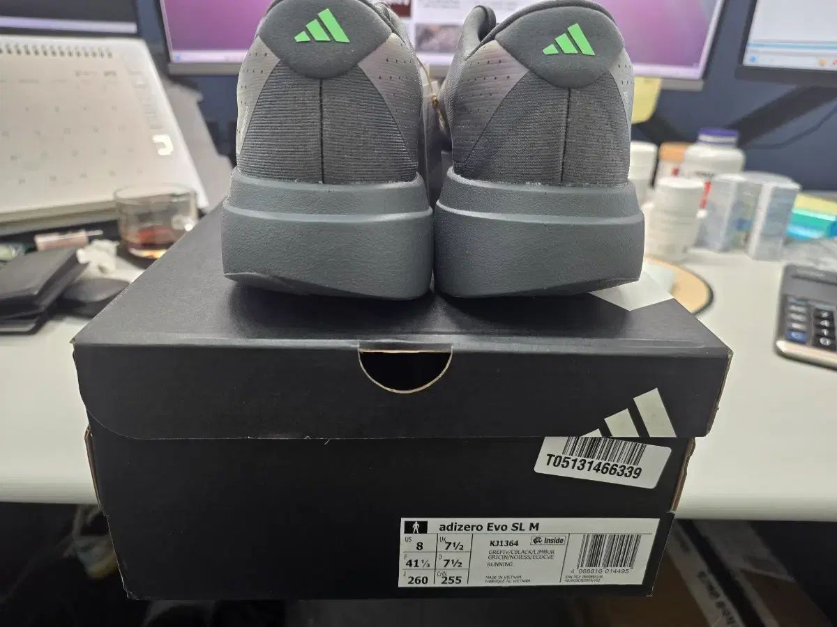 アディダス ランニングシューズ エボ SL 260 mm