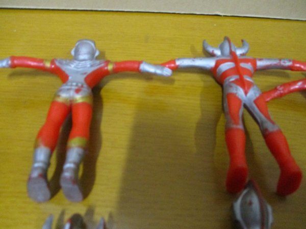 ウルトラマンなどフィギュア 円谷プロ 日本製有2000〜08年製77体まとめ売り Yahoo!オークション -「円谷プロ ソフビ」の落札相場・落札価格