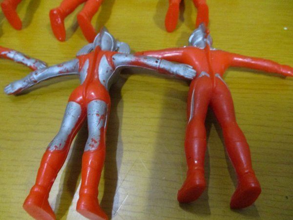 ウルトラマン8体まとめて ソフビ？ 当時物 円谷プロ フィギュア 昭和